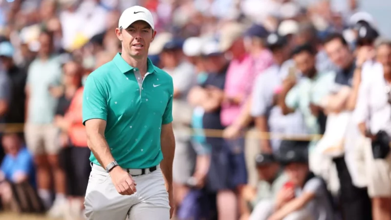 Rory McIlroy, Viktor Hovland keep away from botches, share lead at Open Championship