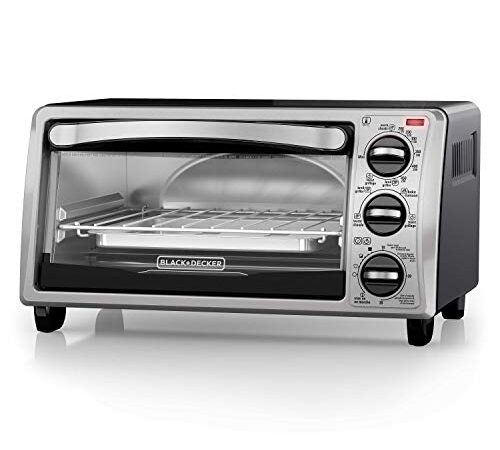 Black and Decker TO1313SBD 4-Slice Toaster Oven